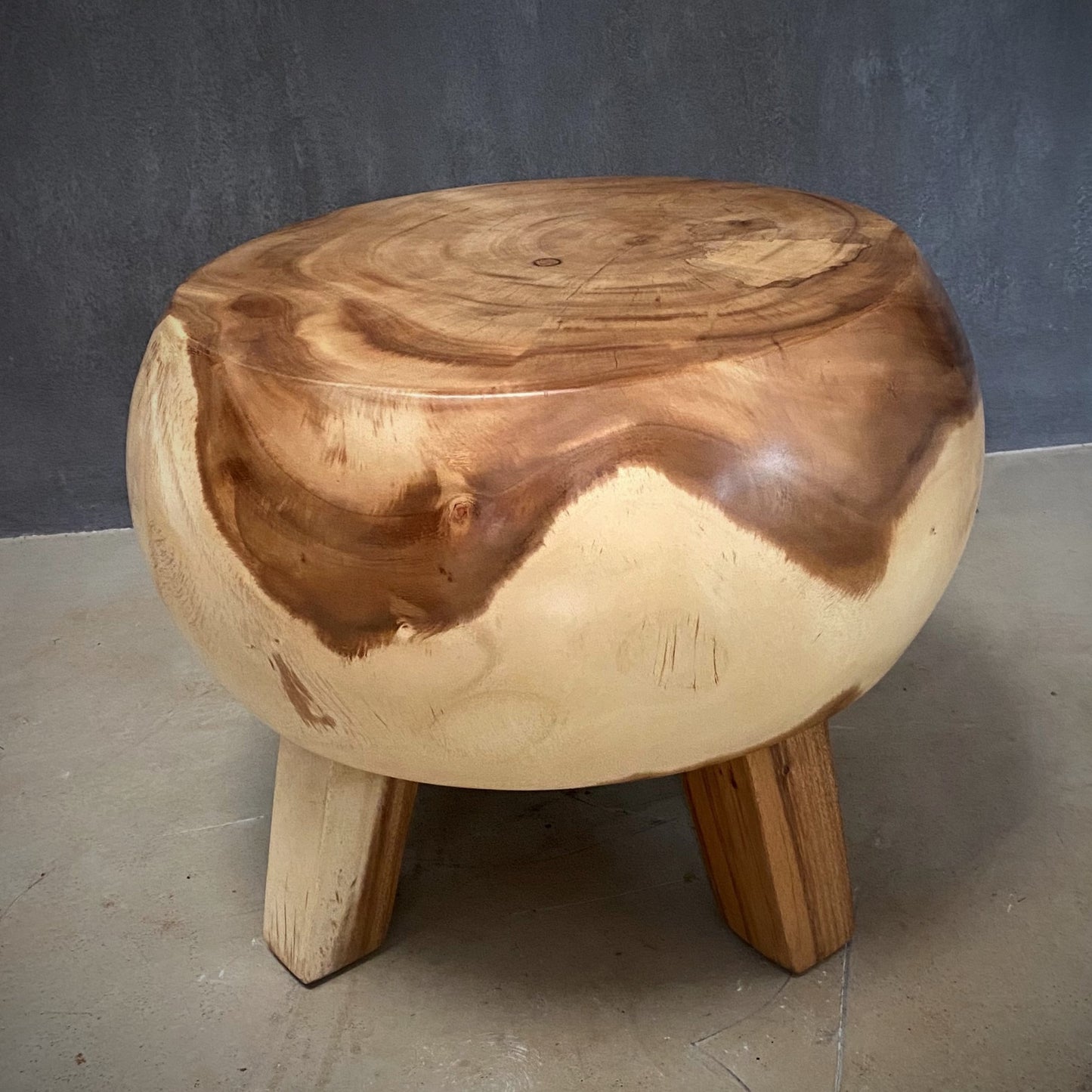 BALINESE SIDE-TABLE (INDONESIA) DONUT 60L 60W 47H NAT