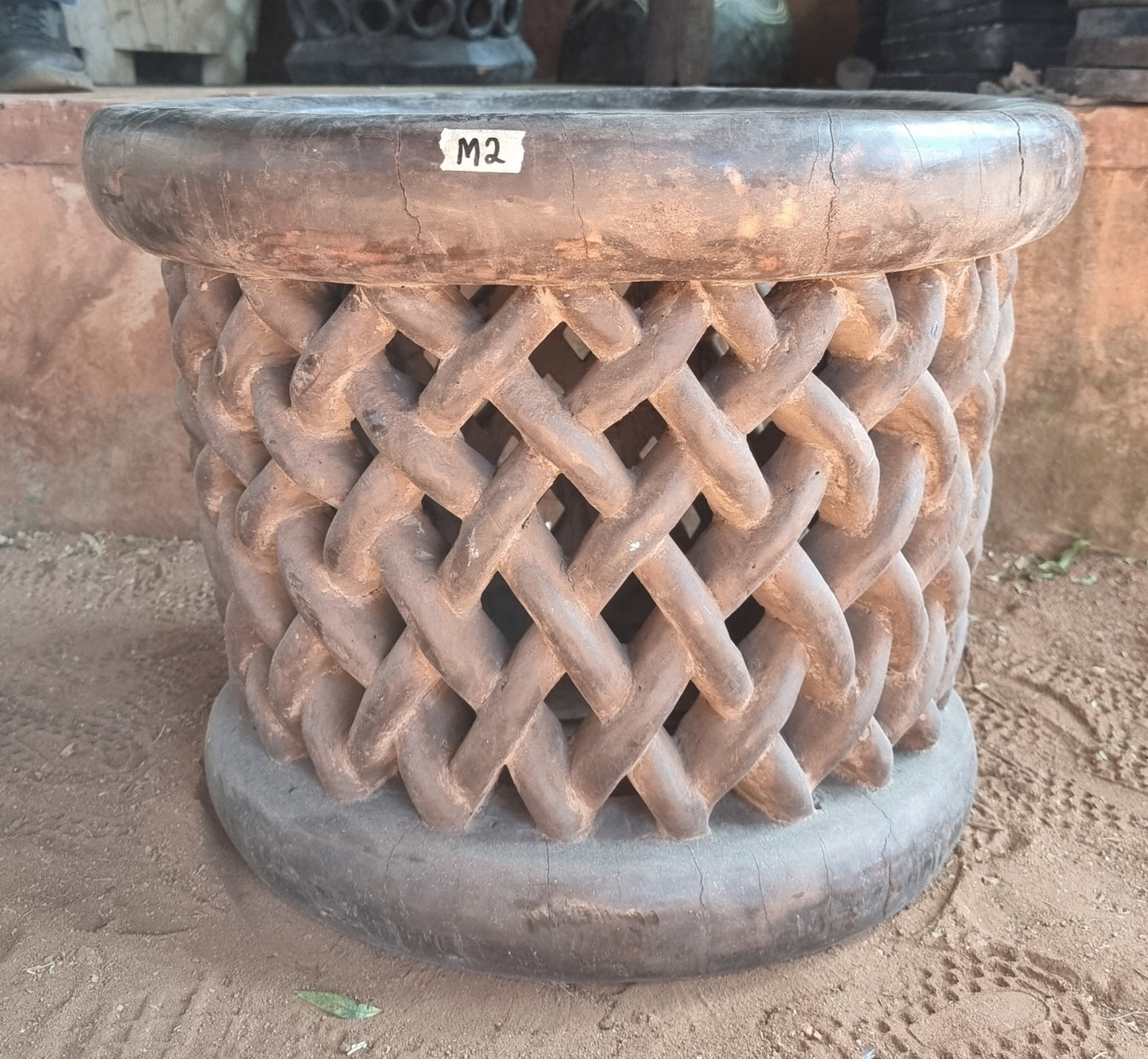 STOOL/SIDE-TABLE (CAMEROON) 60D 43H