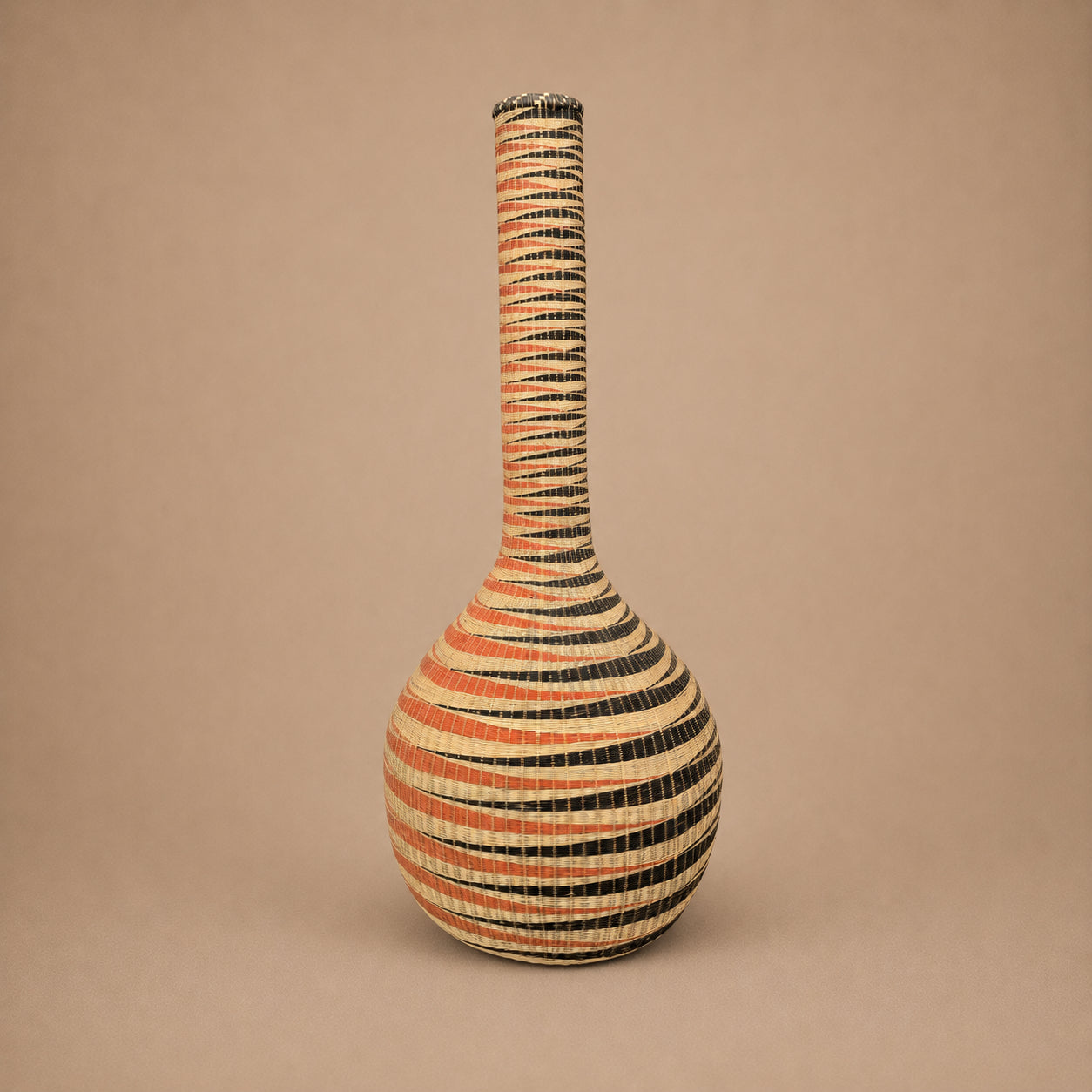 TUTSI VESSEL BASKET (RWANDA) 90-100H
