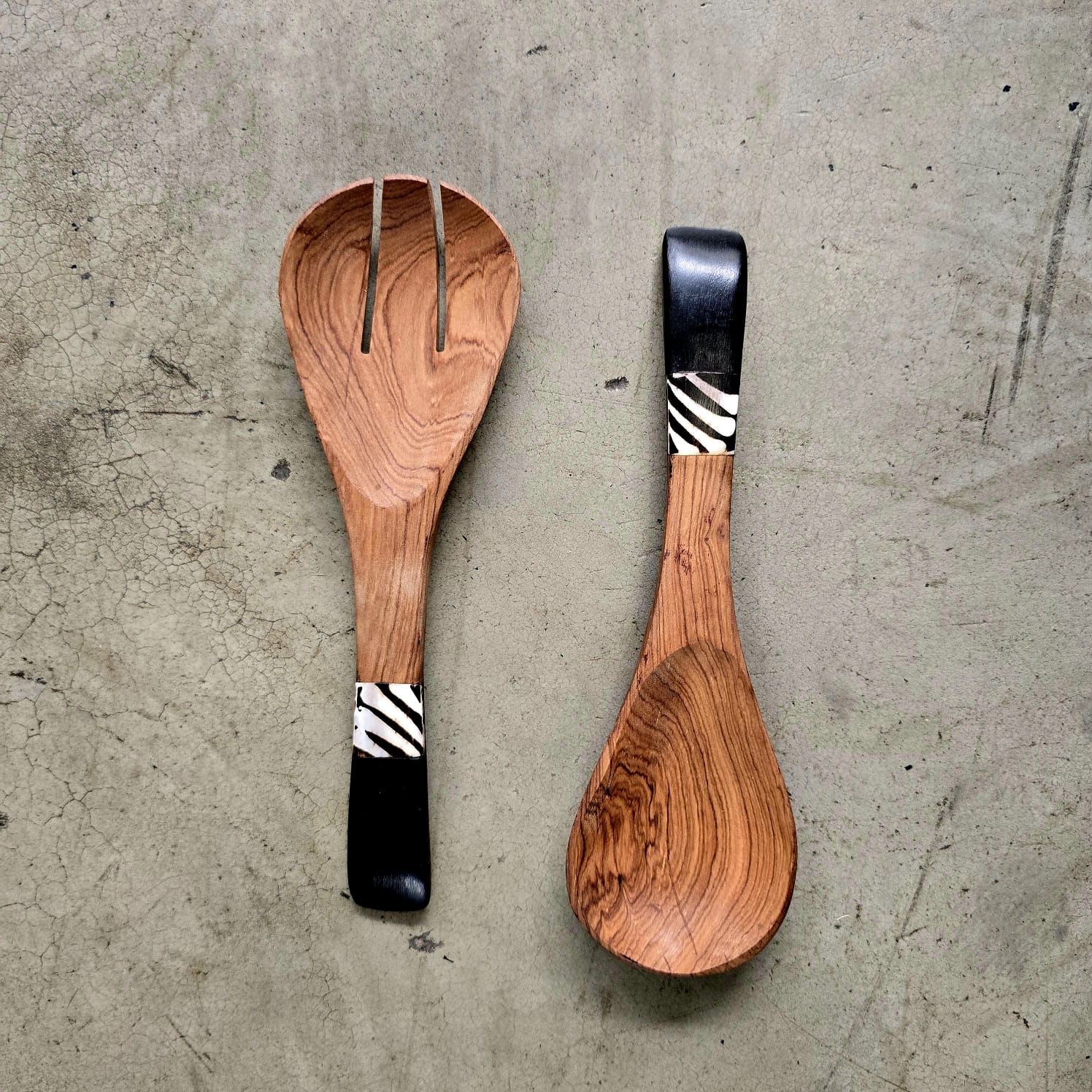 SALAD SERVERS (KENYA) 23L SP