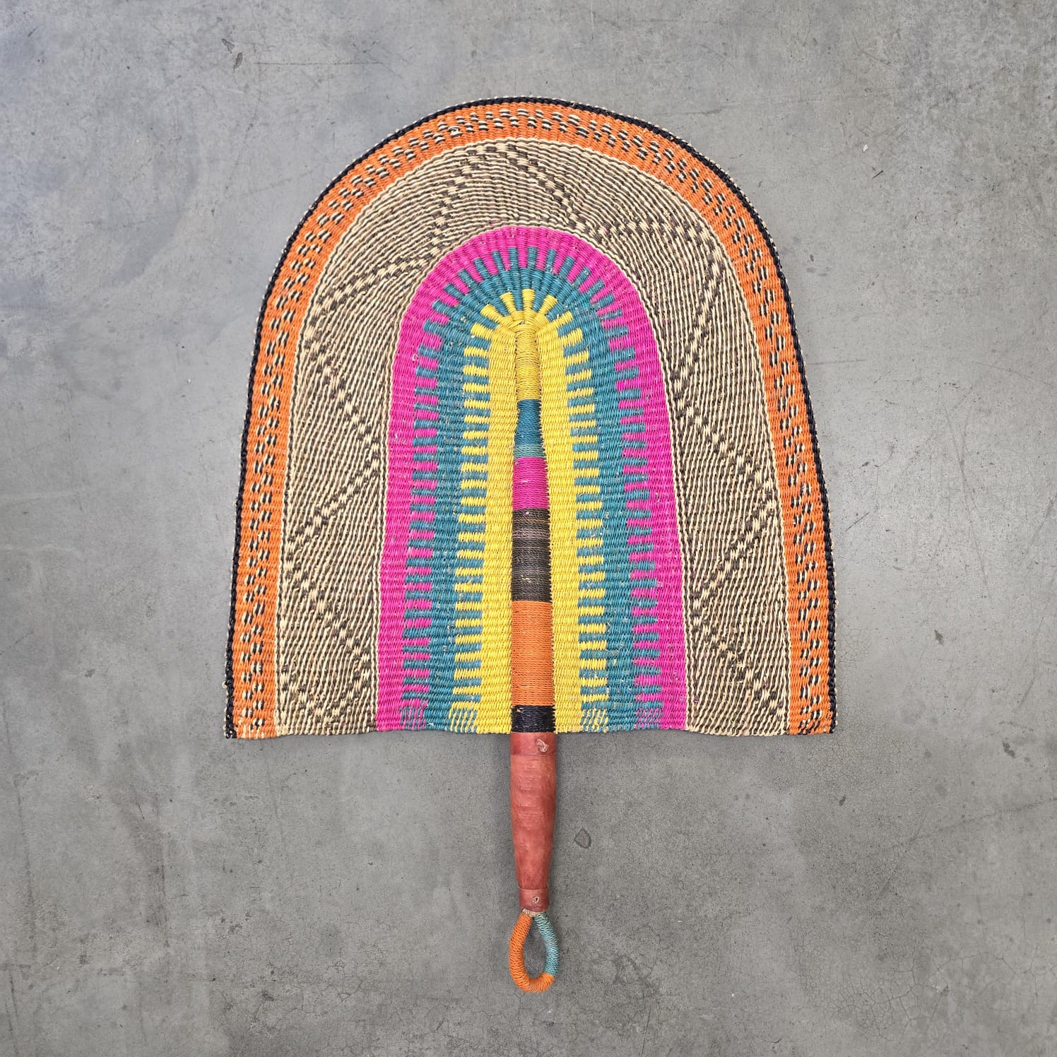 BOLGA FAN (GHANA) 80H 60W +MOUNT