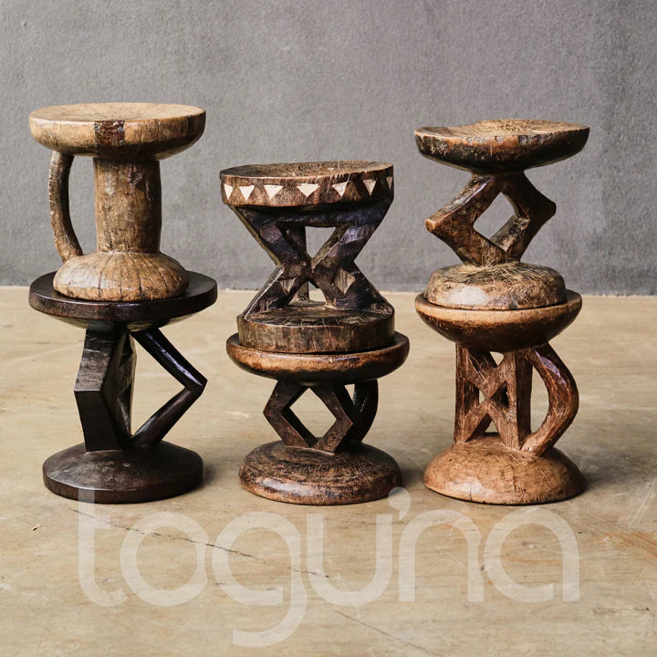 TONGA STOOL (ZIMBABWE) 18W 21H