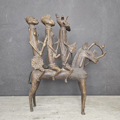 SAO HORSE & 3 RIDERS (CAMEROON) 44H
