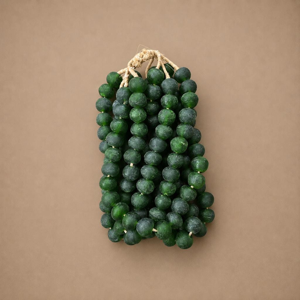 RECYCLED GLASS BEAD (GHANA) XL GREEN