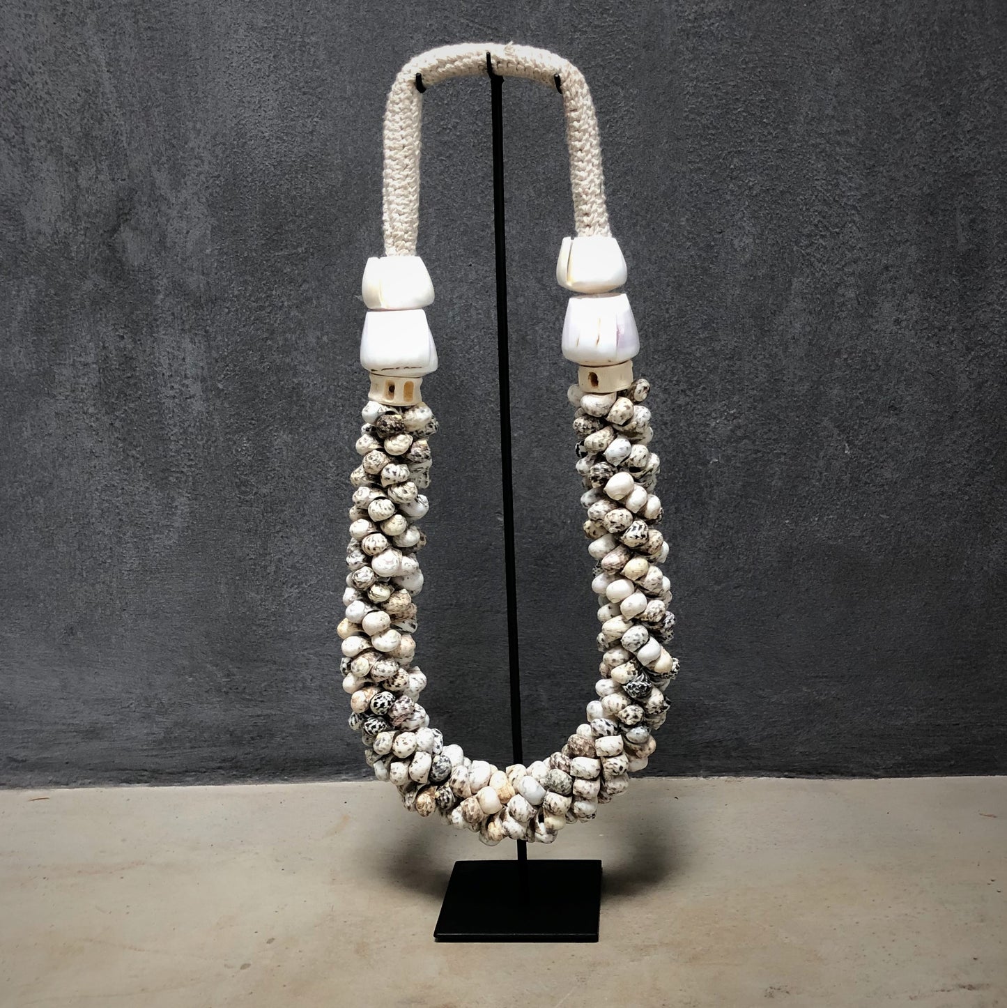 MULTI SHELL NECKLACE (INDONESIA) SP 20W 53H
