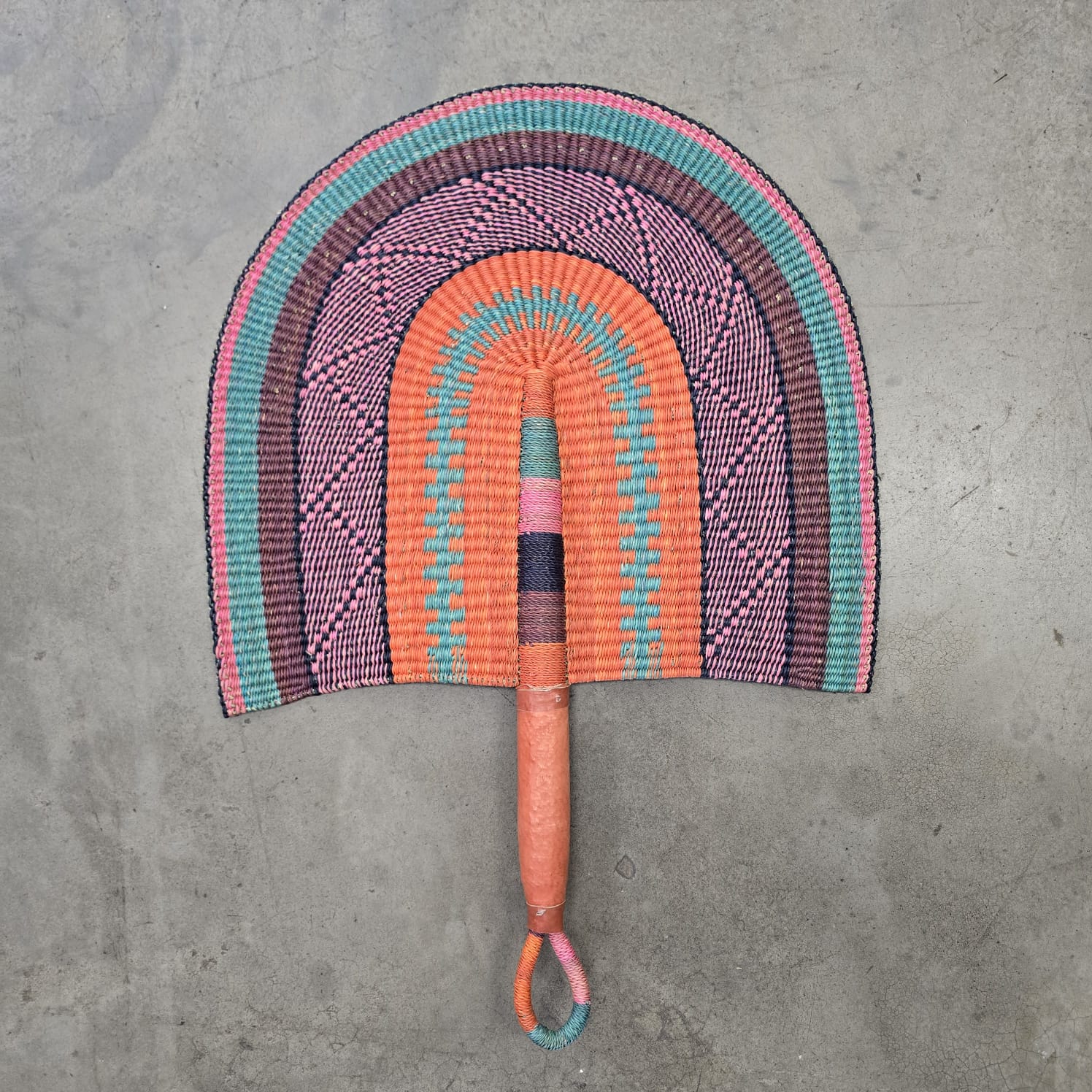 BOLGA FAN (GHANA) 80H 60W +MOUNT