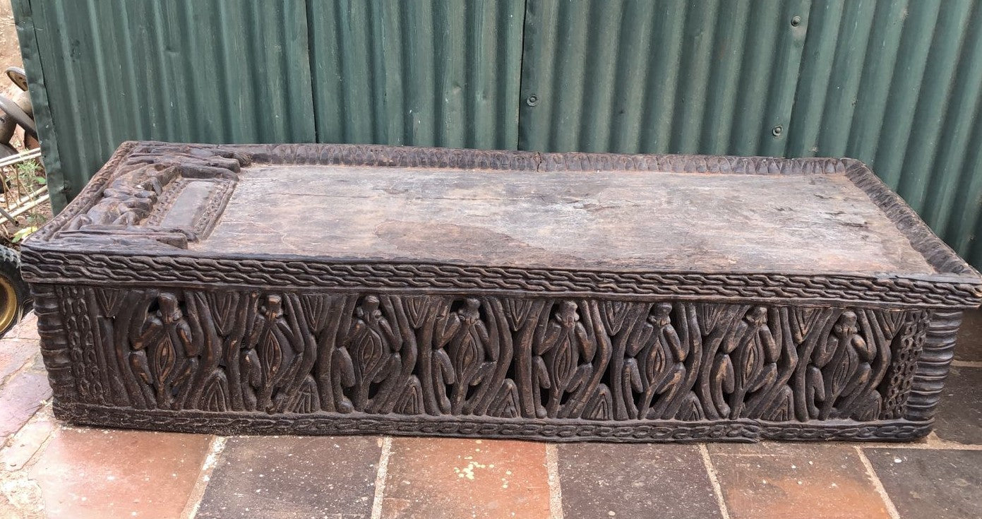 BAMILEKE BED/TABLE (CAMEROON) 180L 60W 44H DARK