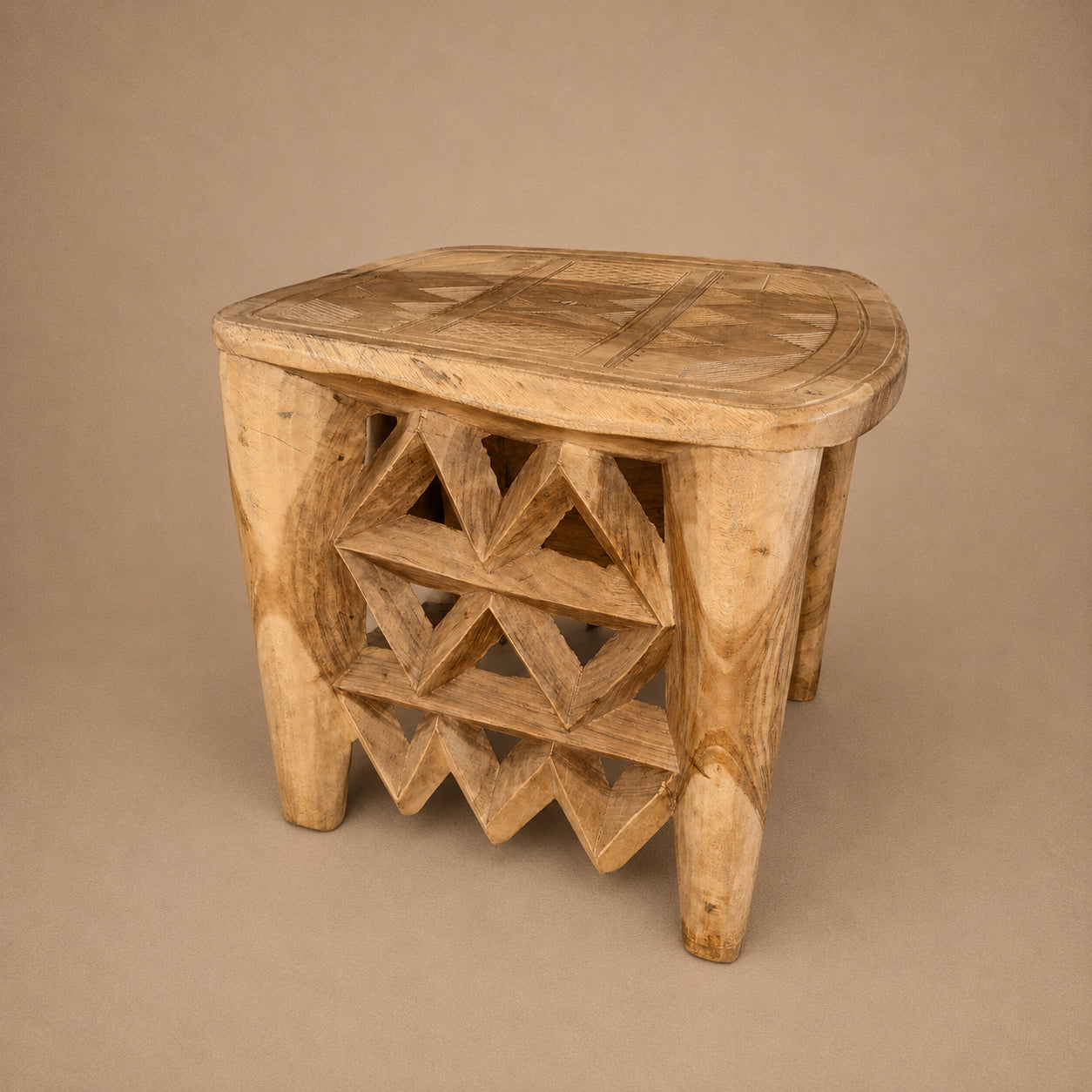 NUPE TABLE (NIGERIA) 65L 50W 47H