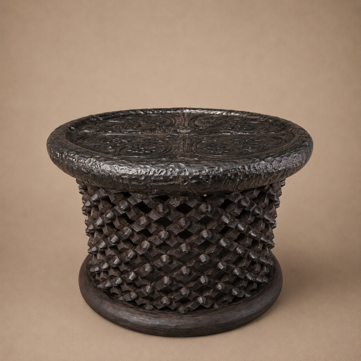 BAMILEKE TABLE (CAMEROON) 60D 43H DARK +METAL TOP