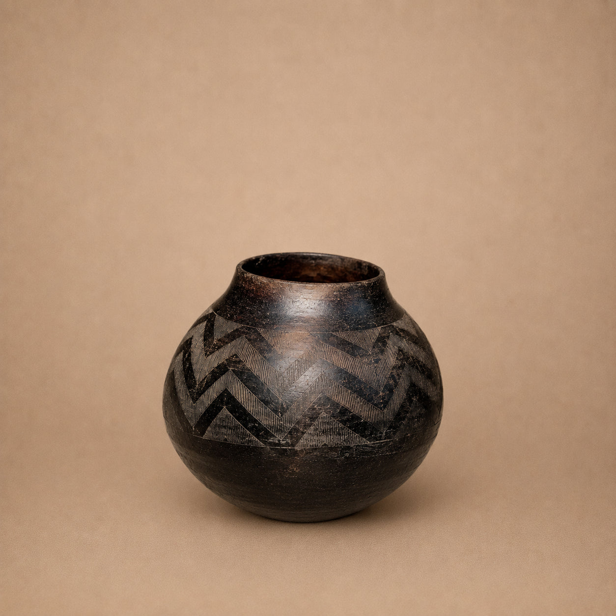 ZULU UKHAMBA POT (SOUTH AFRICA) H20 D26