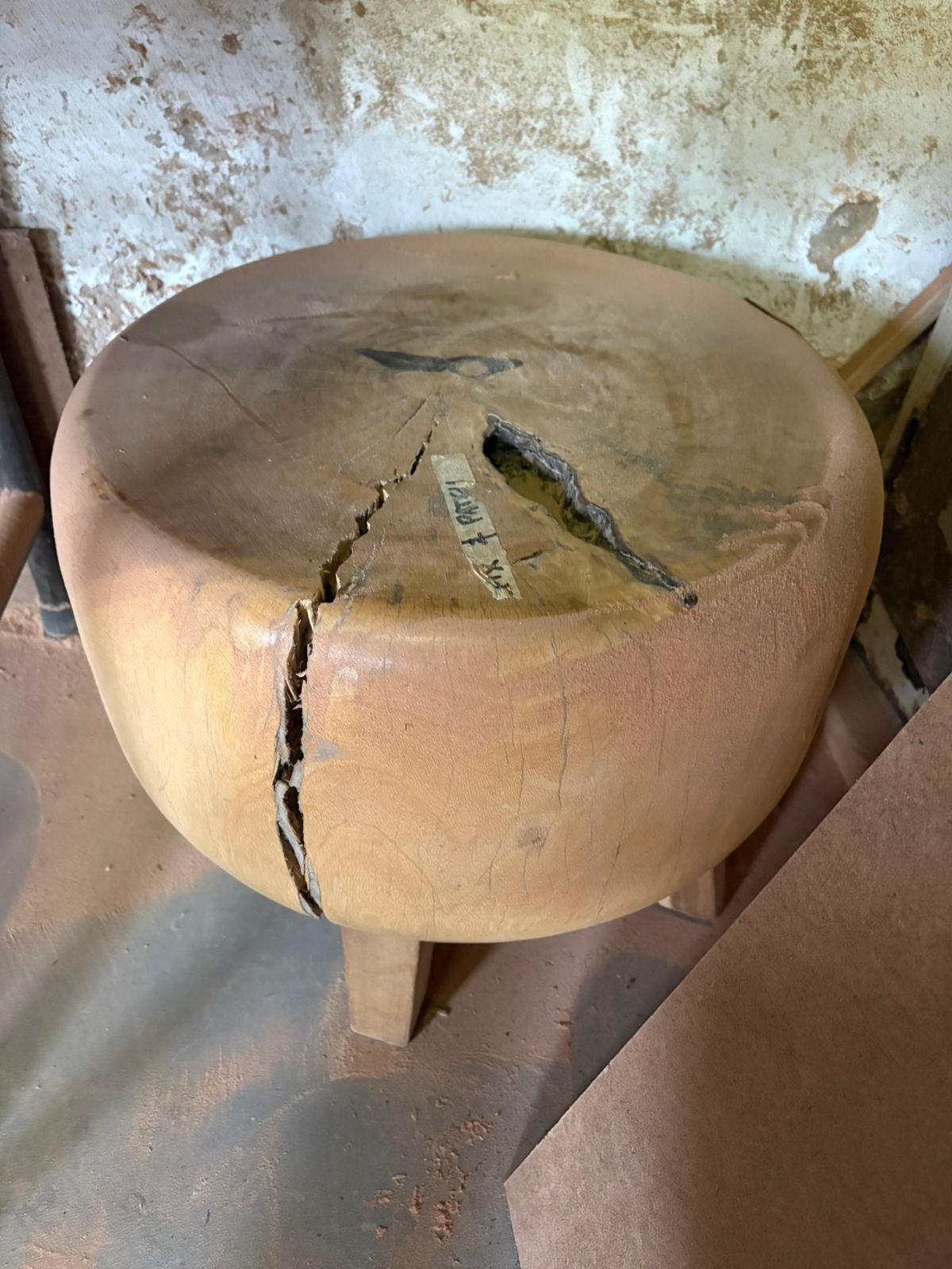 BALINESE SIDE-TABLE (INDONESIA) DONUT 55L 55W 45H NAT