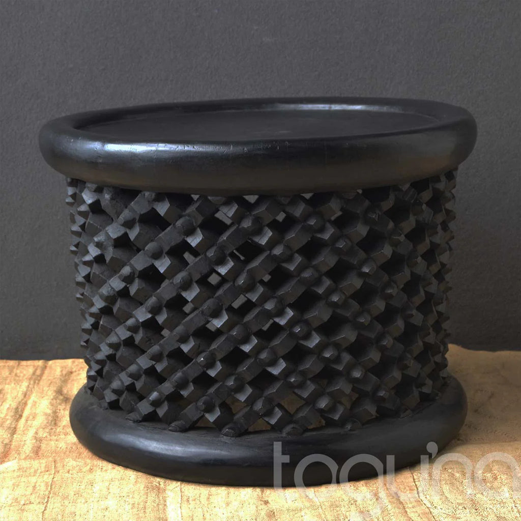 BAMILEKE STOOL/SIDE-TABLE (CAMEROON) 60D 43H DARK