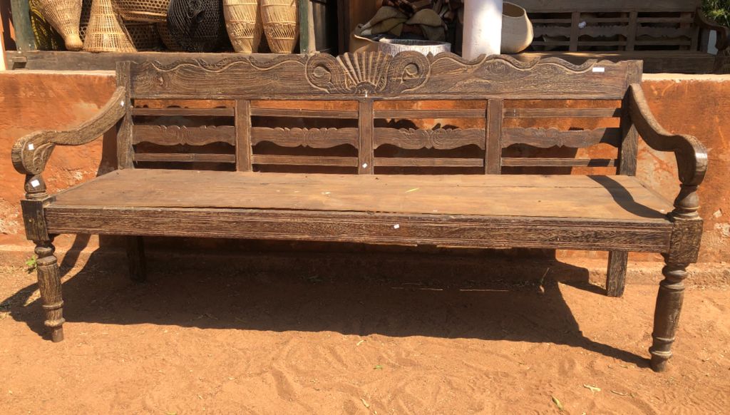 BALINESE BENCH (INDONESIA) 116L 54W 90H