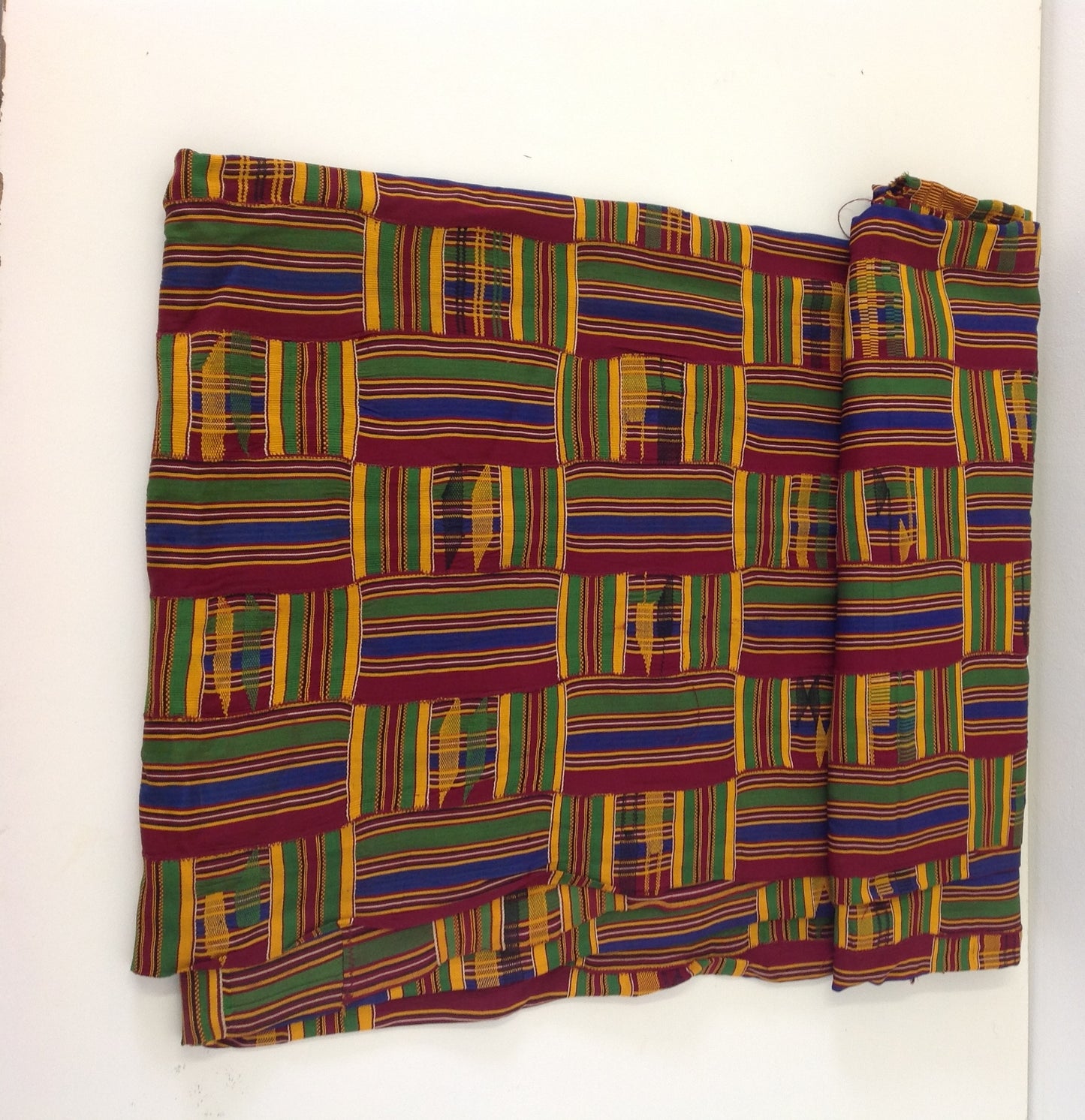KENTE CLOTH (GHANA) 330L 220W