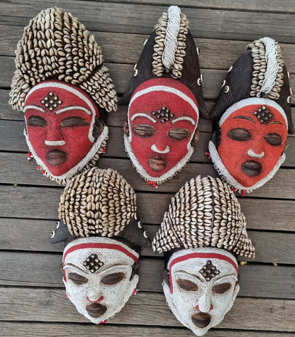 PUNU MASK (CAMEROON/GABON) 32-38H BEADED