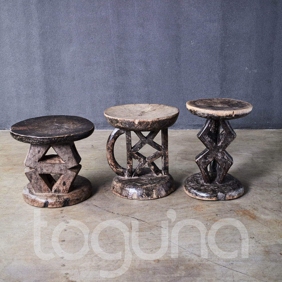 TONGA STOOL (ZIMBABWE) 24W 27H