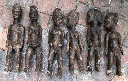CARVED FIGURINE (BURKINA FASO) 30H