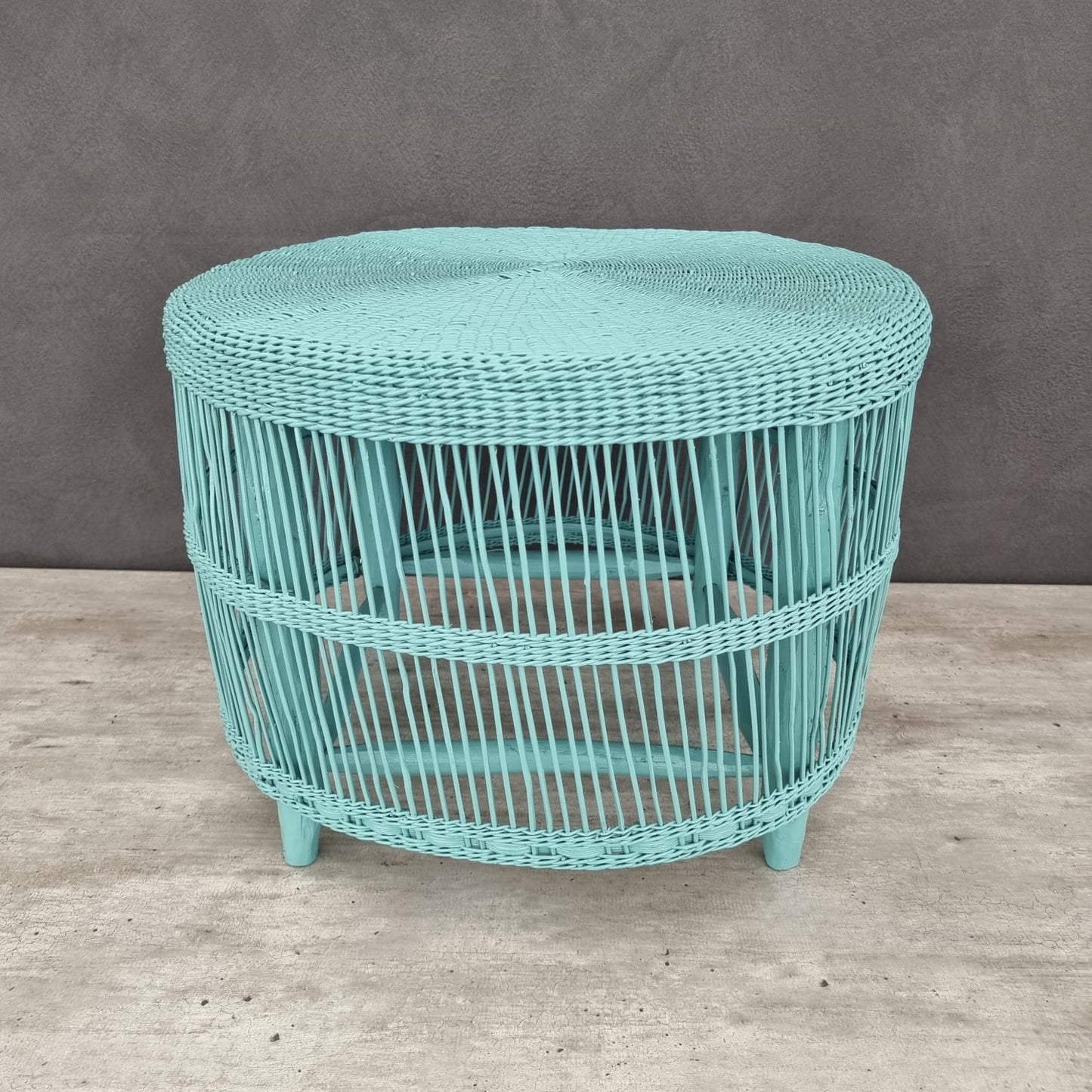 MALAWIAN ROUND TABLE (MALAWI) WHITE