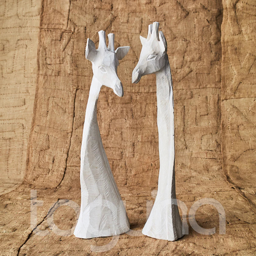GIRAFFE HEAD (SWAZILAND) 40H WHITEWASH