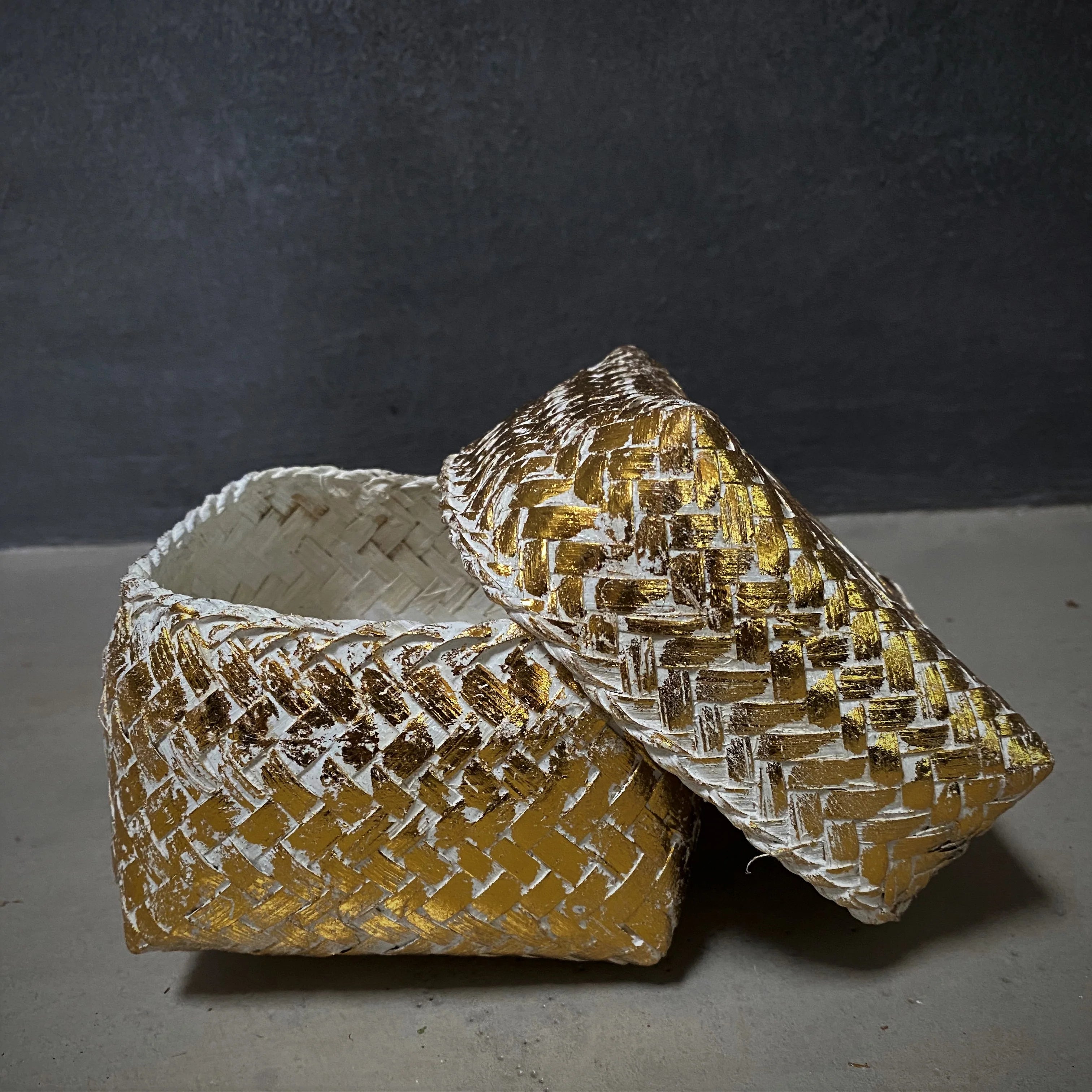 WOVEN BOX (INDONESIA) SML 14L 14W 11H WHTW