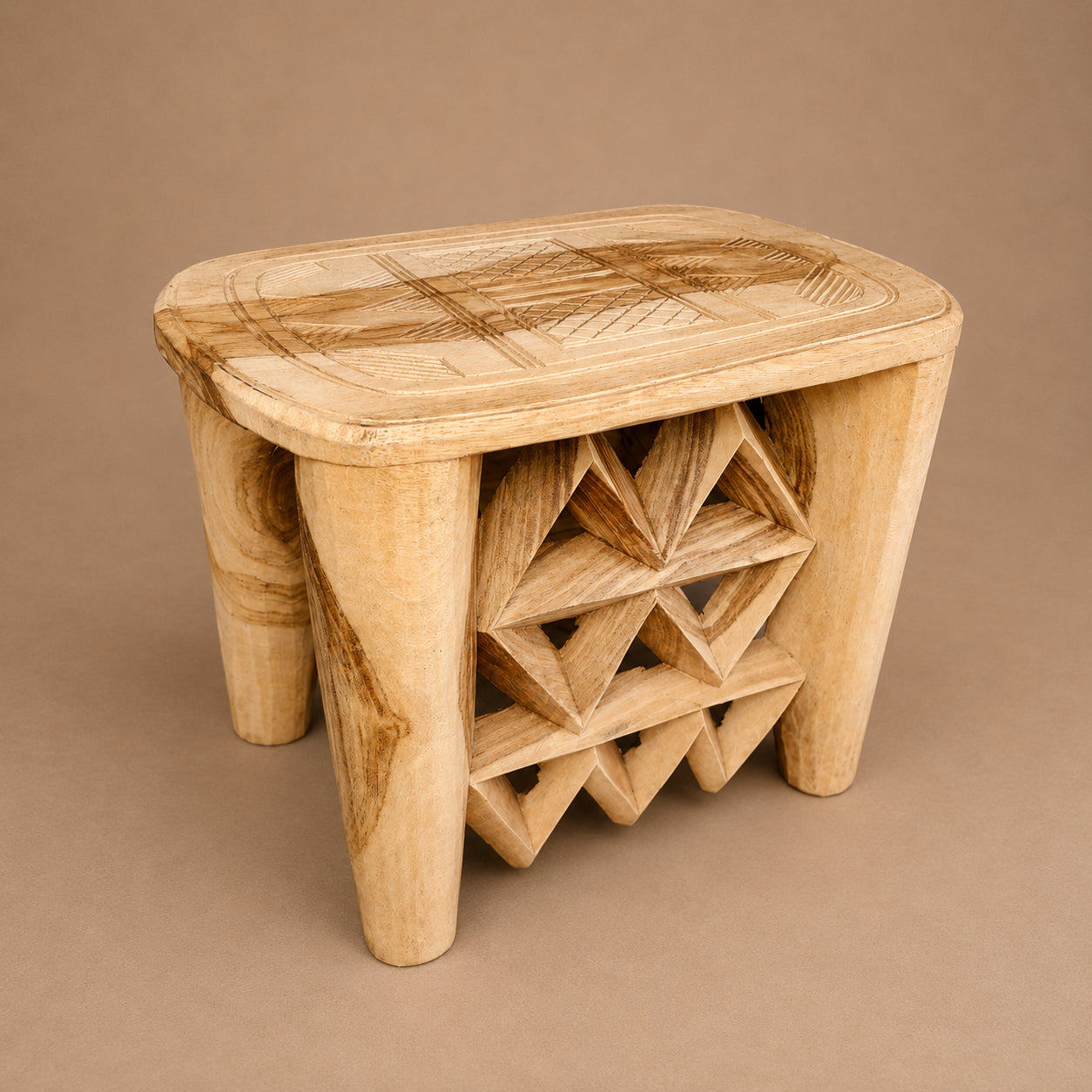 NUPE TABLE (NIGERIA) 55L 44W 40H