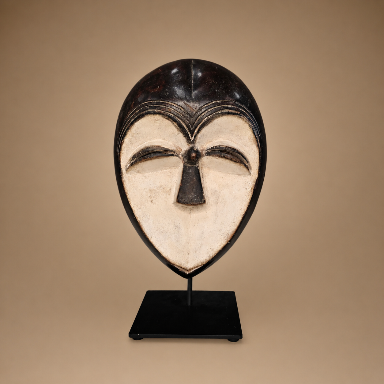 KWELE MASK (REPUBLIC OF CONGO) 25H