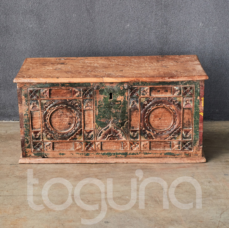 ANTIQUE DOWRY CHEST (INDONESIA) 63L 33W 29H