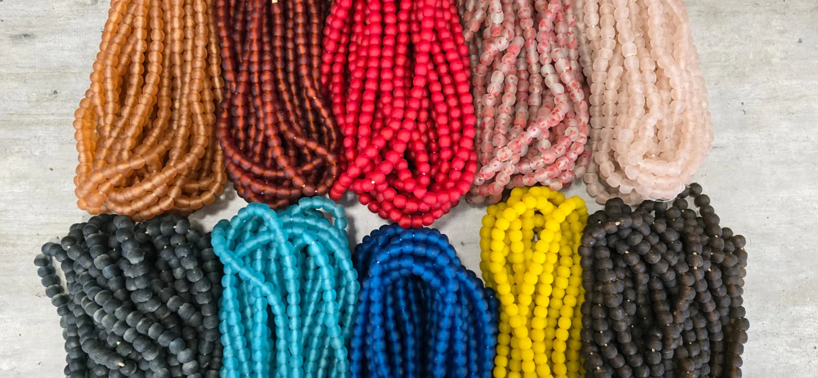 RECYCLED GLASS BEAD (GHANA) MED PKT