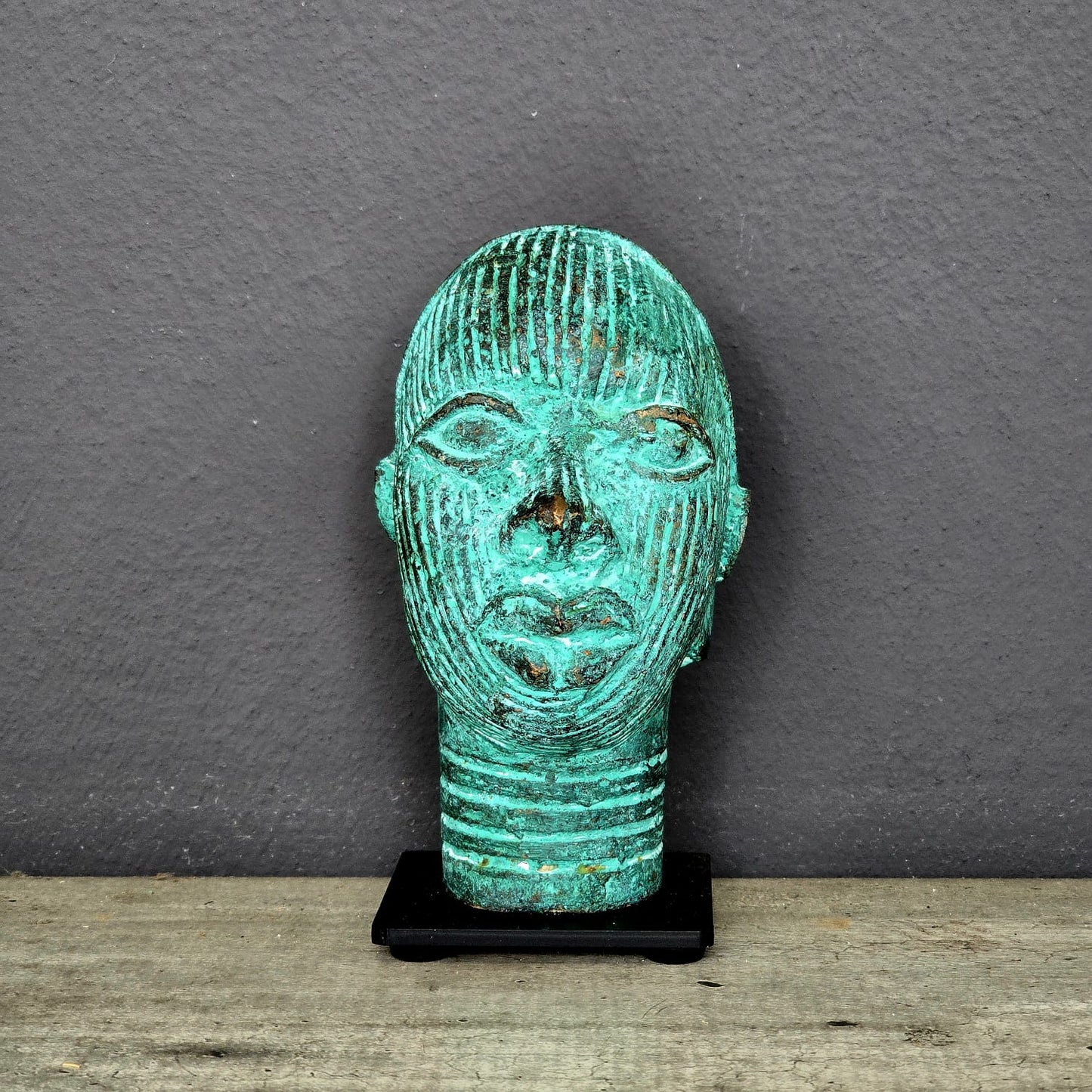 BENIN HEAD (BENIN/NIGERIA) 12H