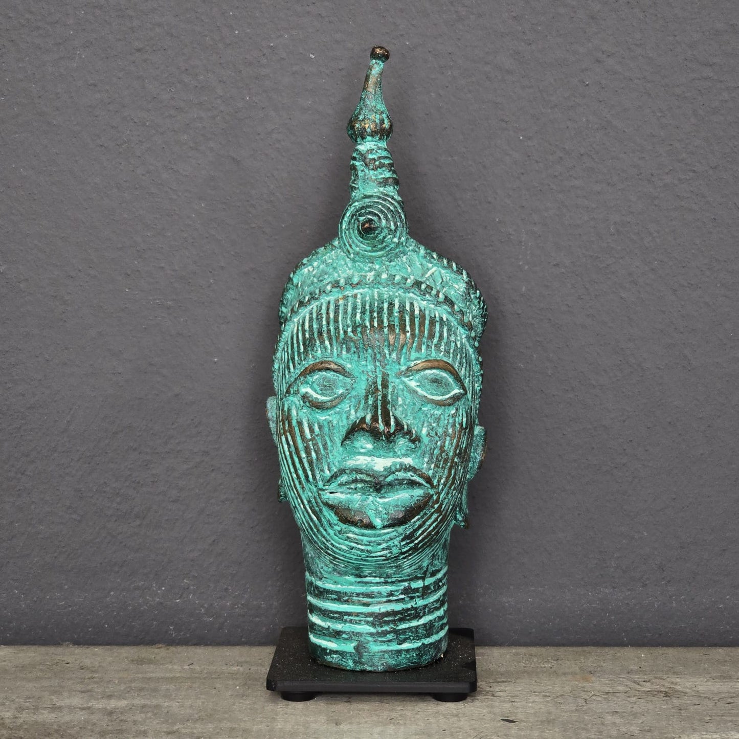 BENIN HEAD (BENIN/NIGERIA) 12H