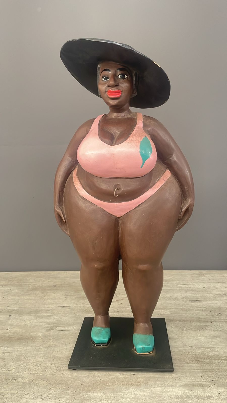 BAULE COLONIAL WOMAN (IVORY COAST) 70H
