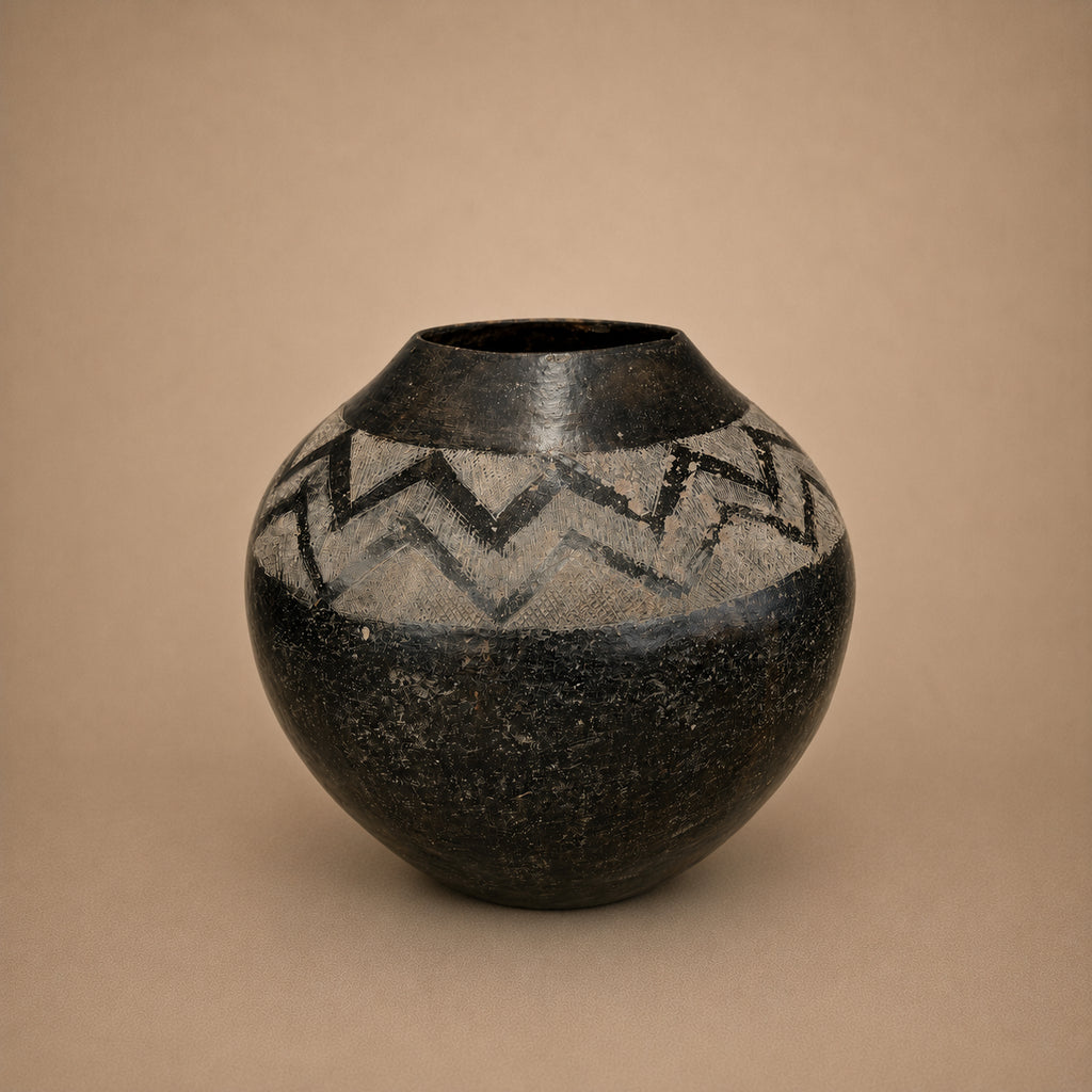 ZULU UKHAMBA POT (SOUTH AFRICA) H34 D34