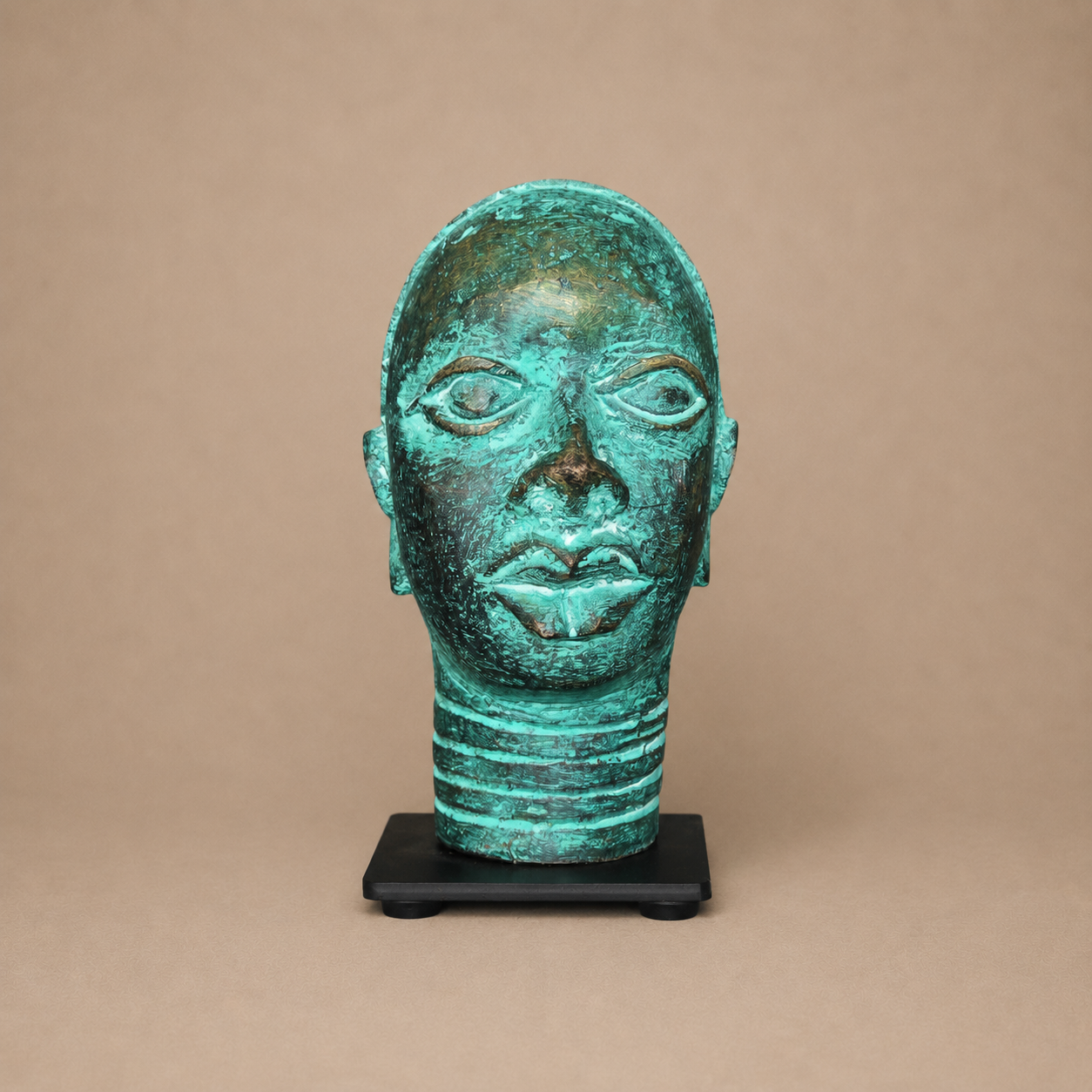 BENIN HEAD (BENIN/NIGERIA) 12H