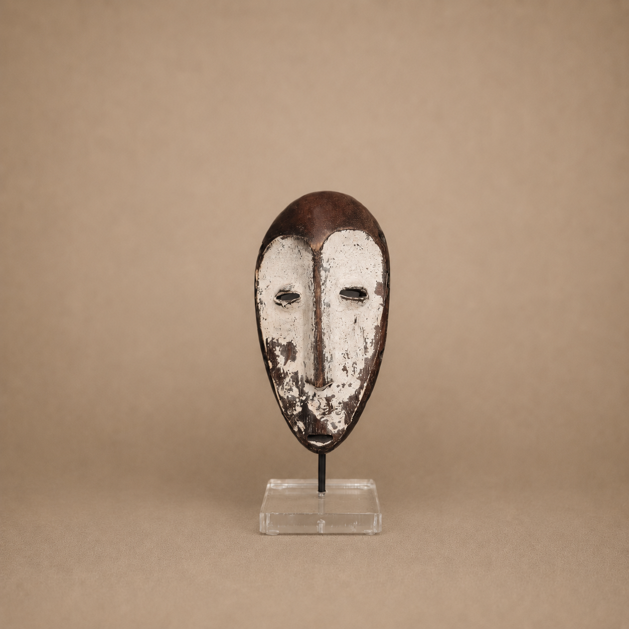 LEGA PASSPORT MASK (REPUBLIC OF CONGO)