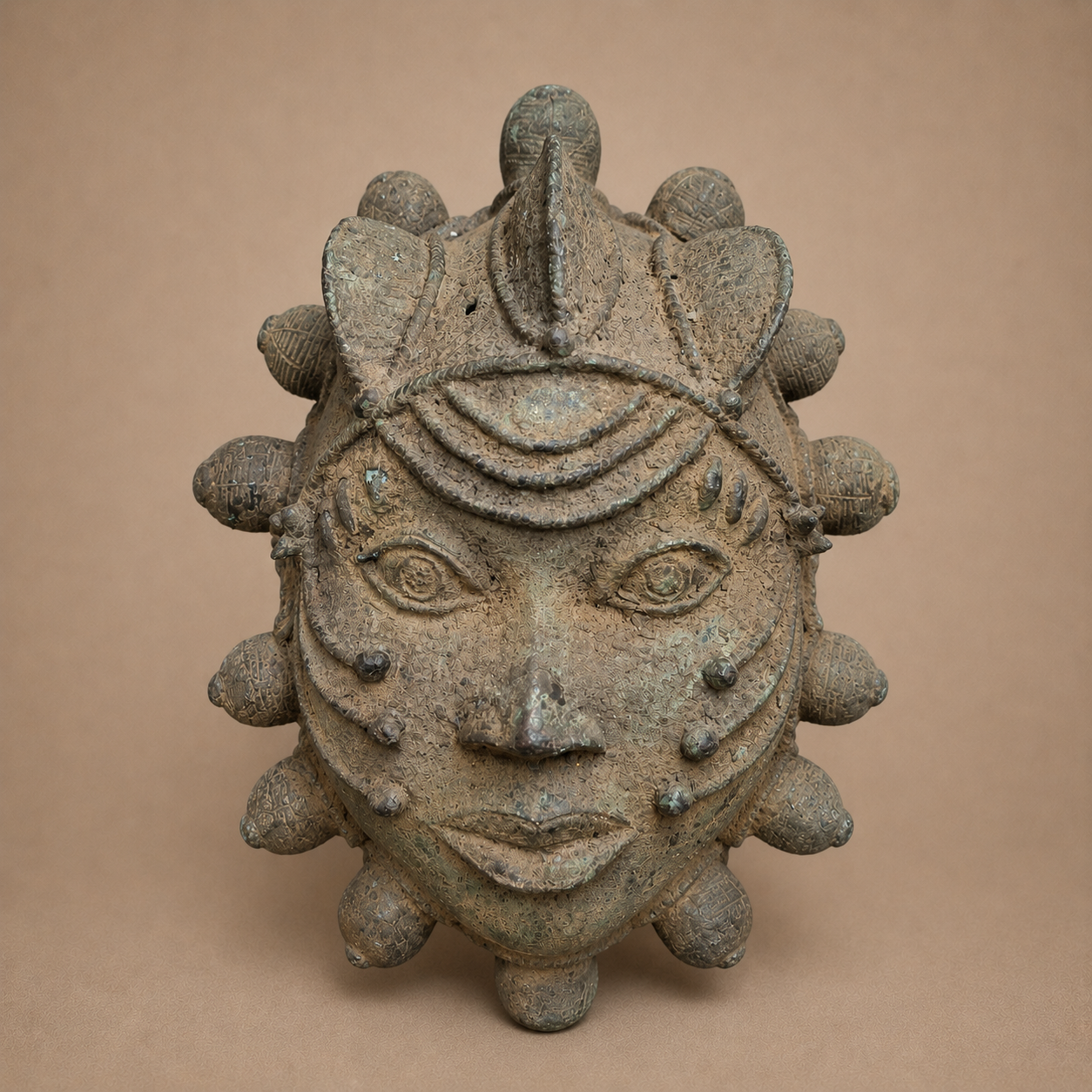 BENIN MASK (BENIN/NIGERIA)