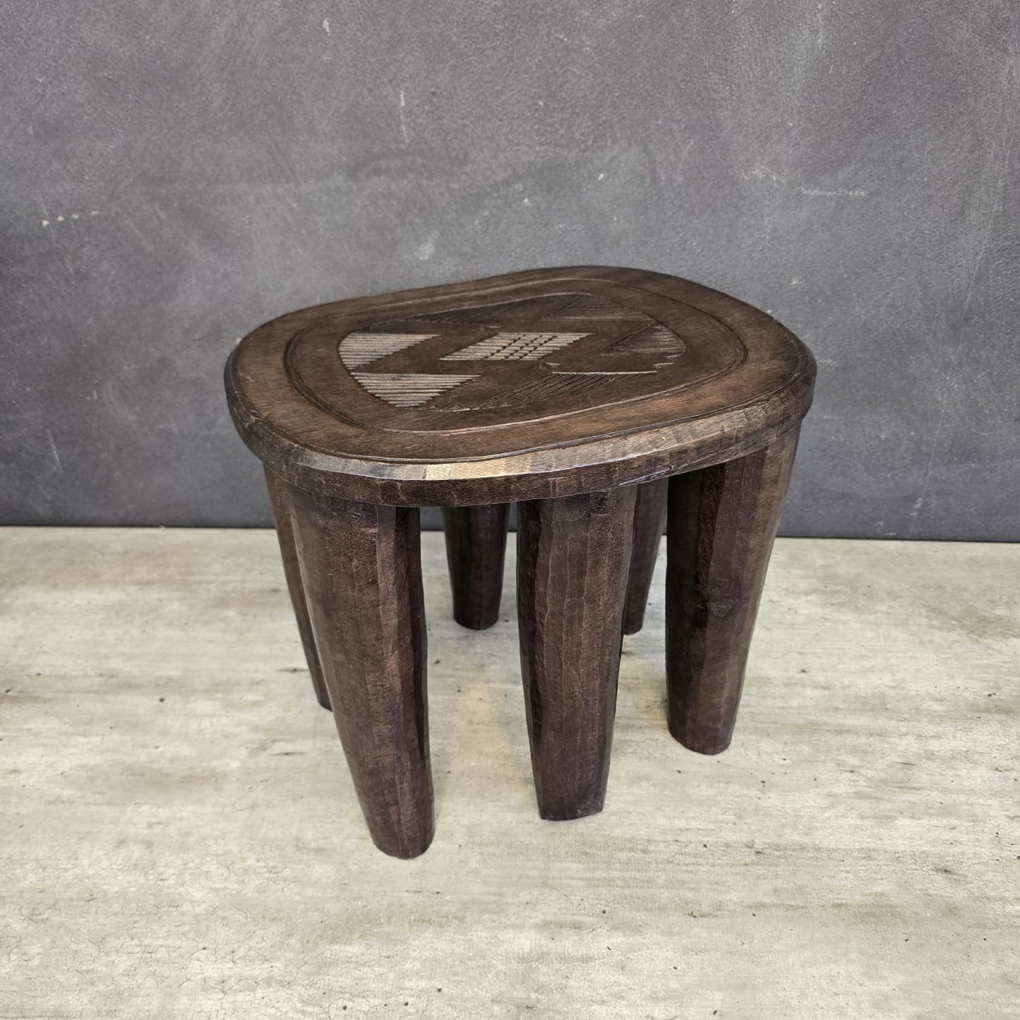 NUPE STOOL (NIGERIA) M-S 40L 36W 34H
