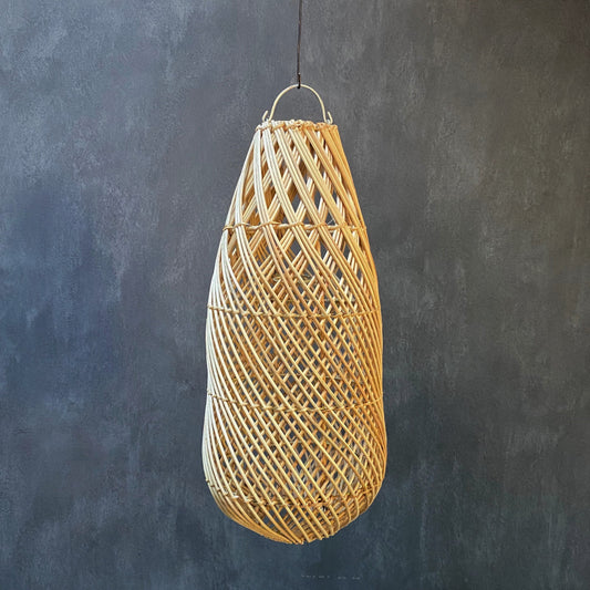 RATTAN LAMPSHADE (INDONESIA) BOTTLE 30L 30W 65H NAT