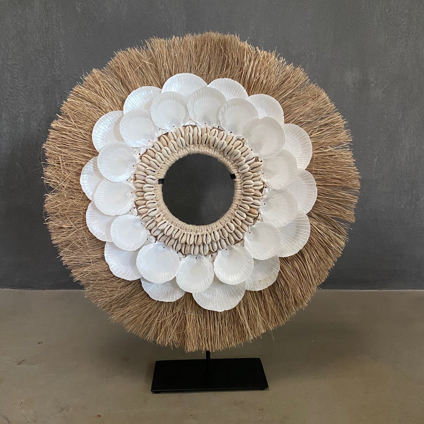 SHELL, GRASS COLLAR (INDONESIA) MED