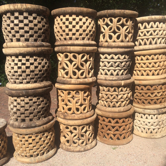 STOOL/SIDE-TABLE (CAMEROON) 55D 43H NATURAL