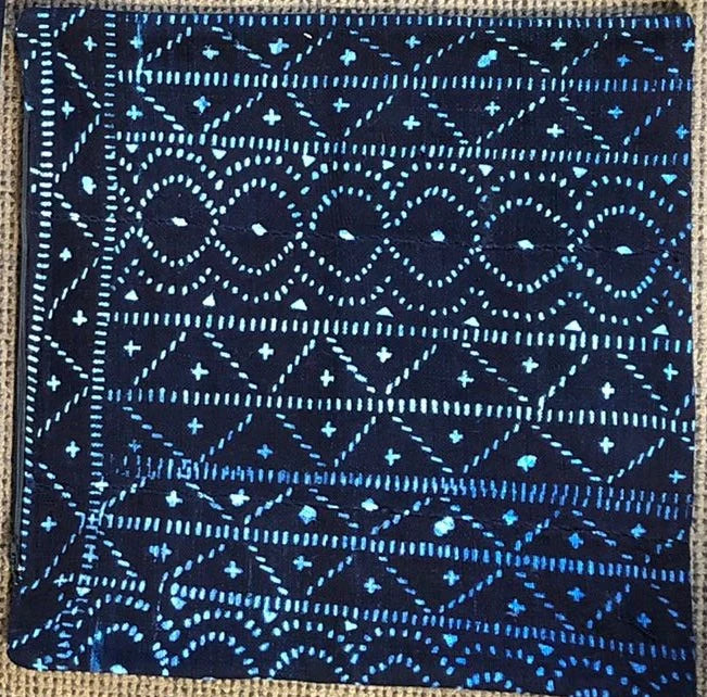 DOGON CLOTH CUSHION (MALI) 40L 40W INDIGO