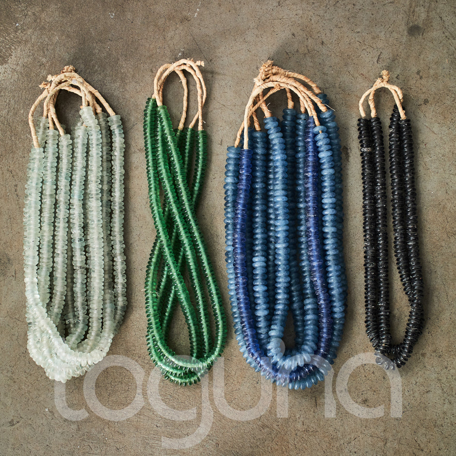 GLASS BEAD (GHANA) DONUT