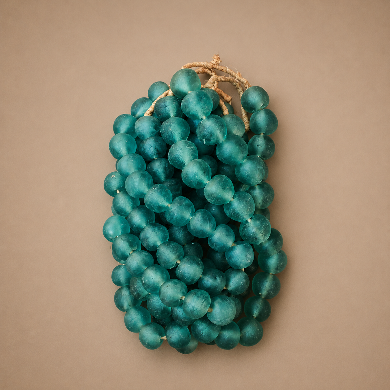 RECYCLED GLASS BEAD (GHANA) XL AQUA