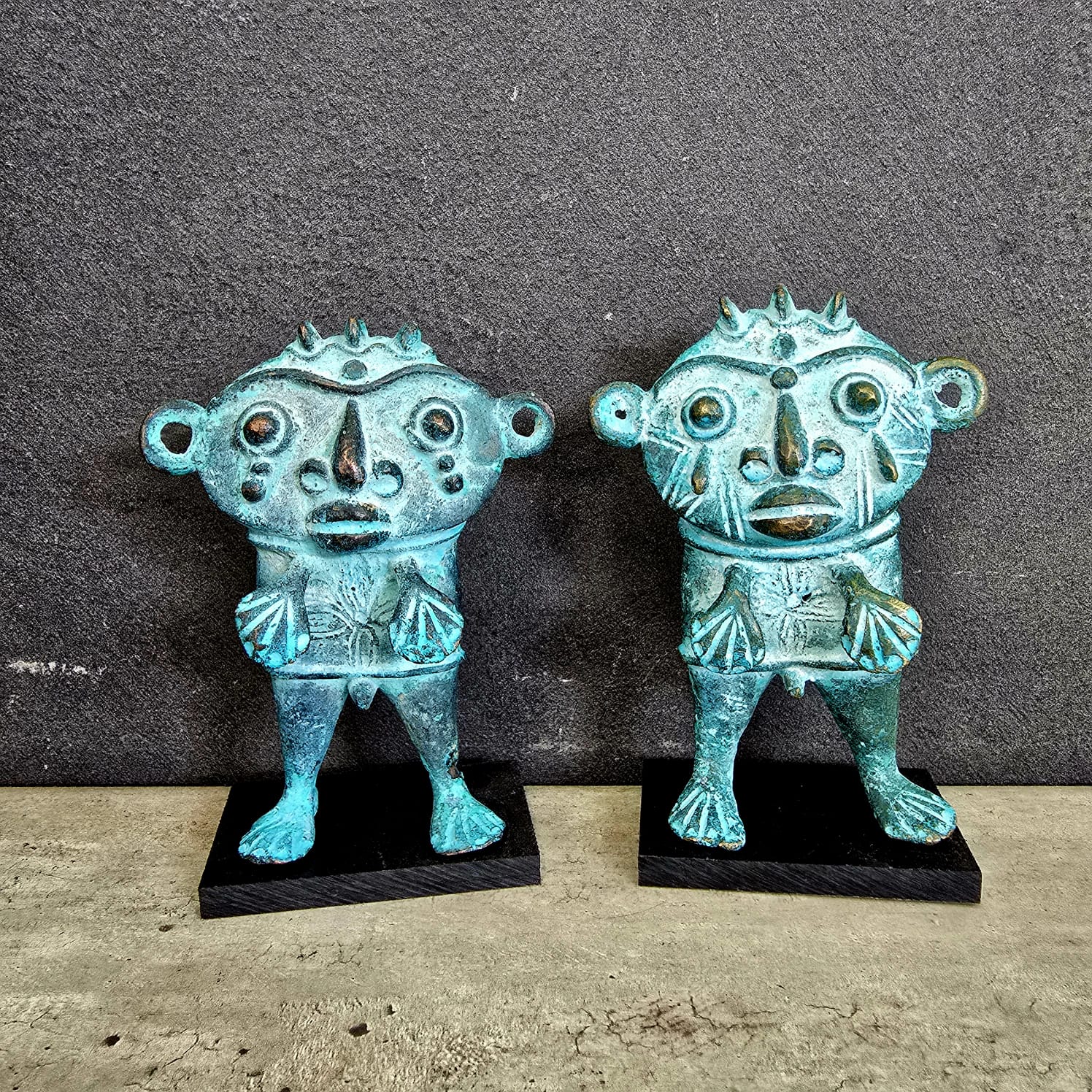 TIKAR FIGURE (CAMEROON) 13H