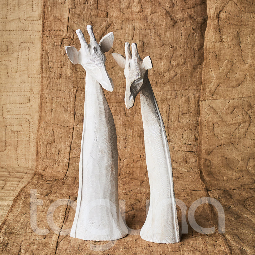 GIRAFFE HEAD (SWAZILAND) 85 H WHITEWASH