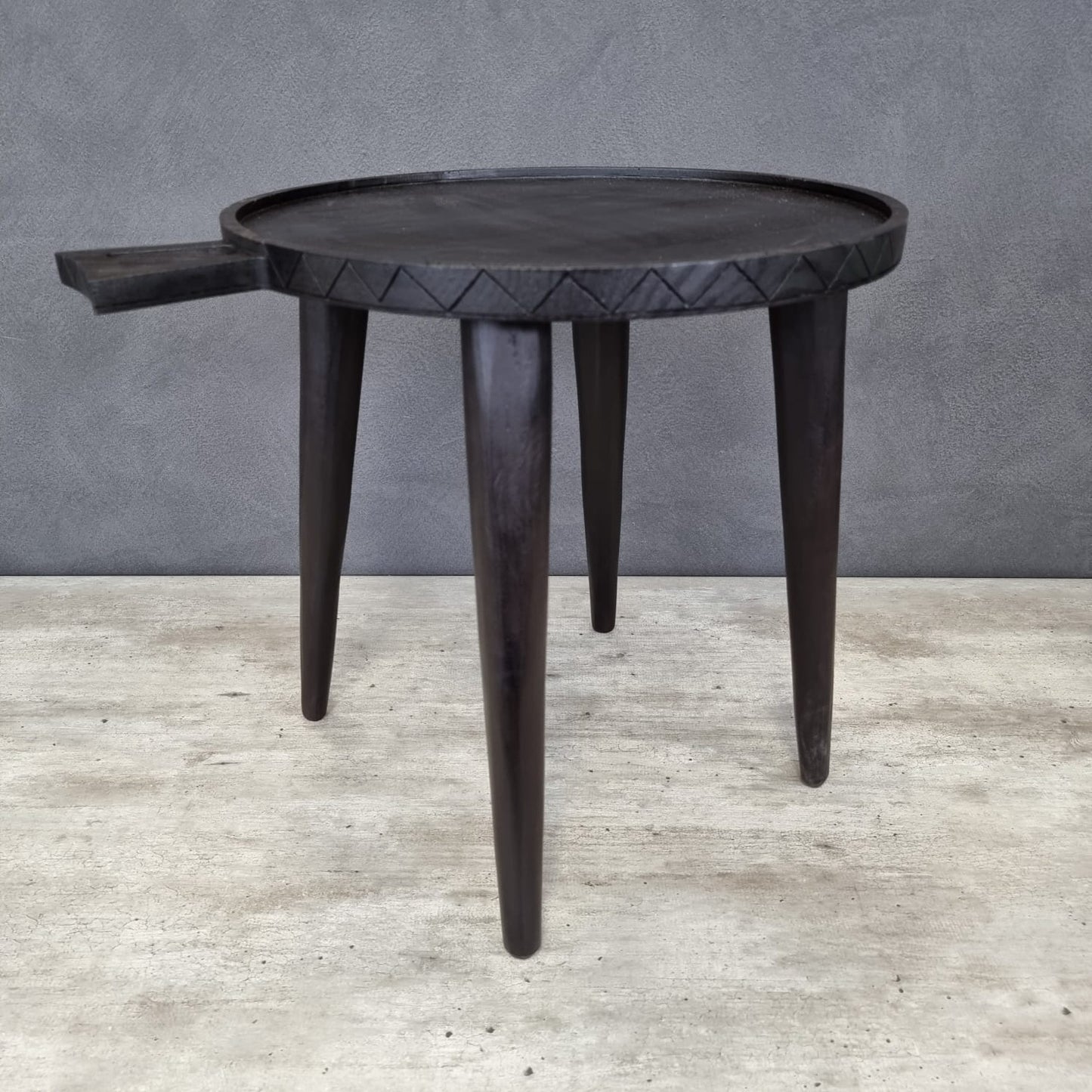 COFFEE SIDE-TABLE (SOUTH AFRICA) 48D 50H DRK