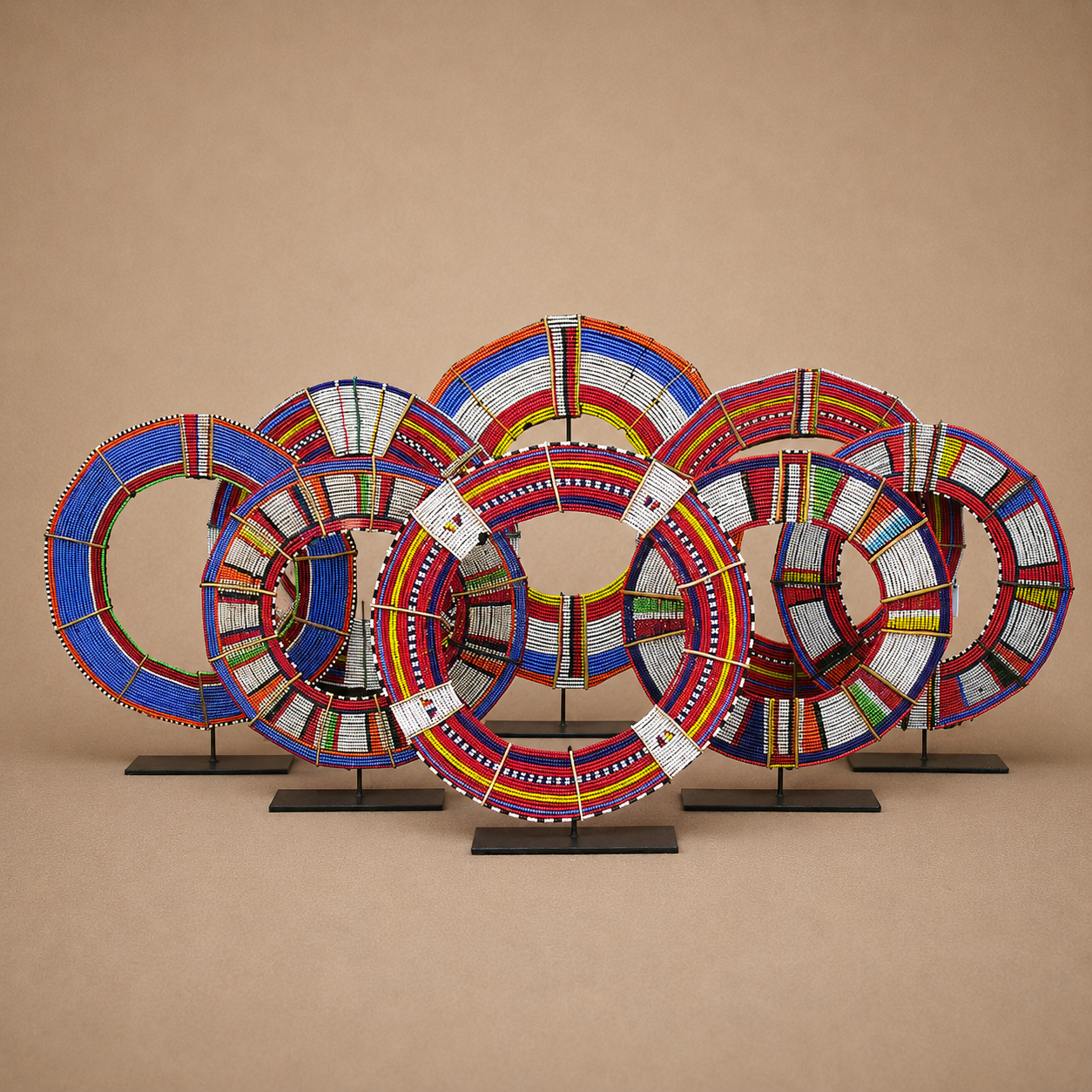 MAASAI BEAD COLLAR (KENYA) 33W 36H