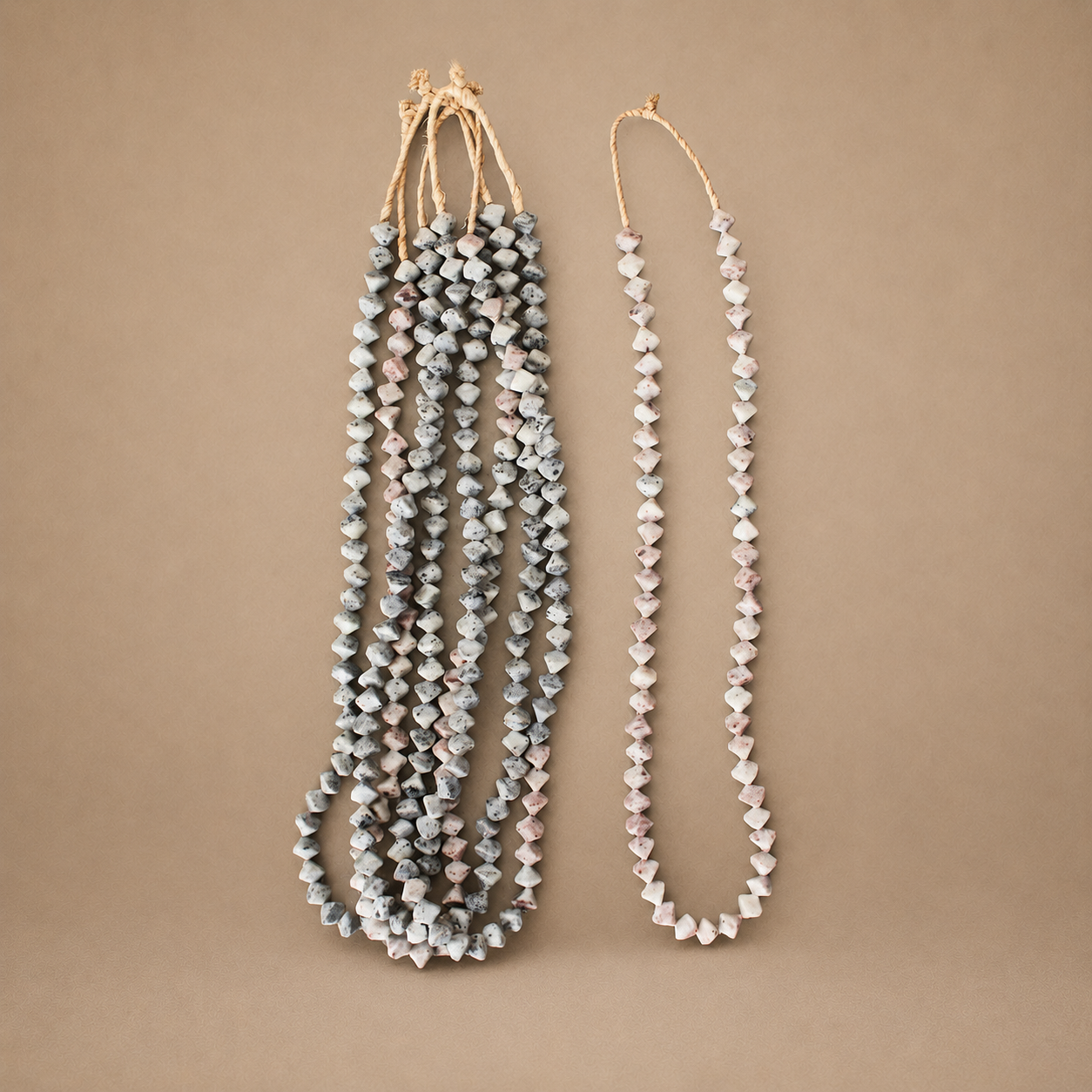 EWE GLASS BEAD (GHANA)