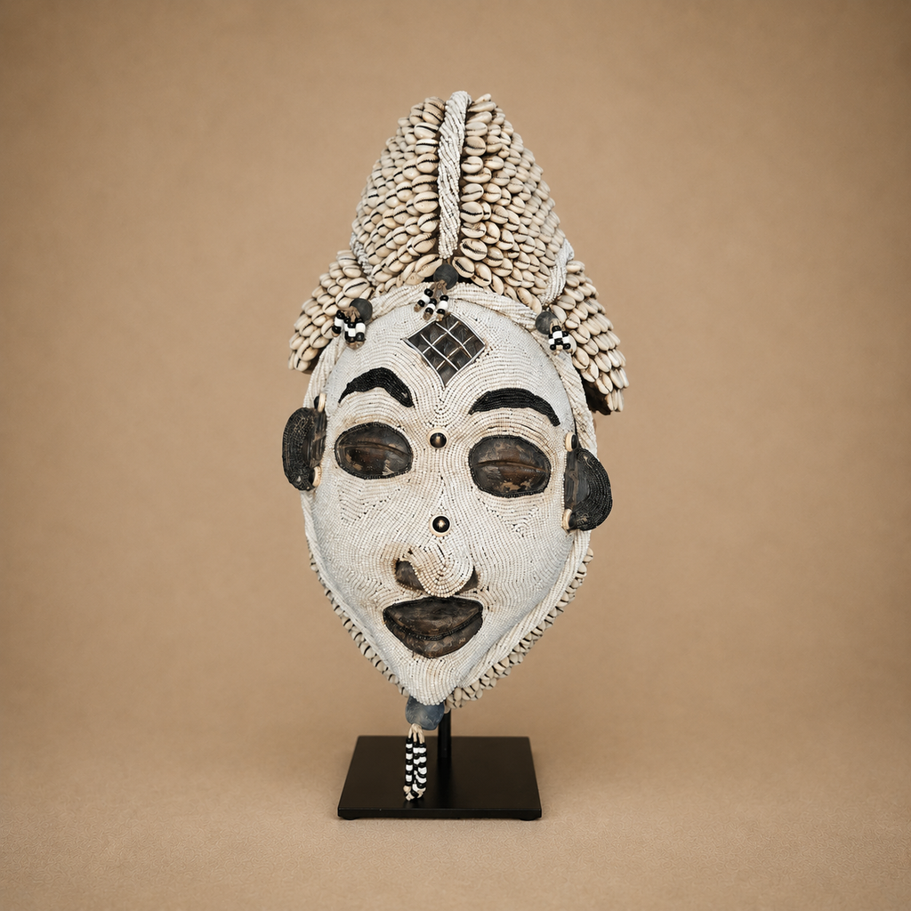 PUNU MASK (CAMEROON/GABON) 40H BEADED