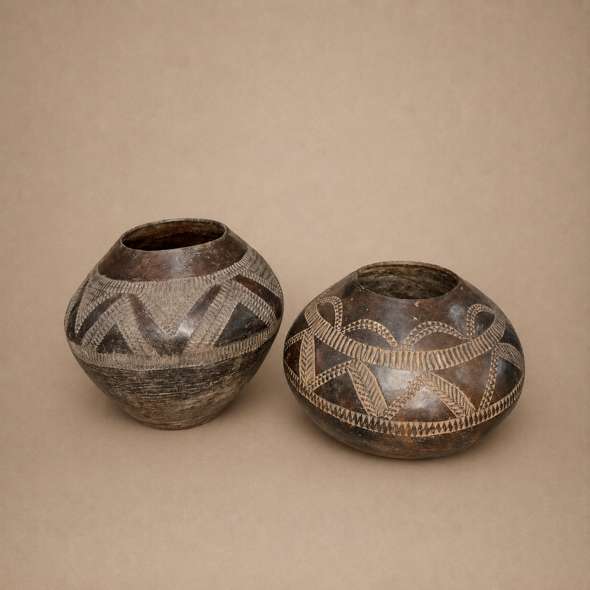 ZULU UKHAMBA POT (SOUTH AFRICA) H28 D33