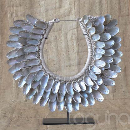 EGG SHELL COLLAR (INDONESIA) SML 28W 36H